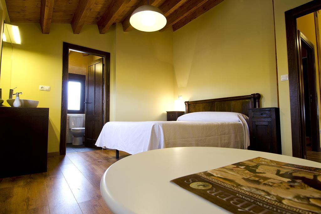 La Casona De La Mesta Hotel Almajano Room photo