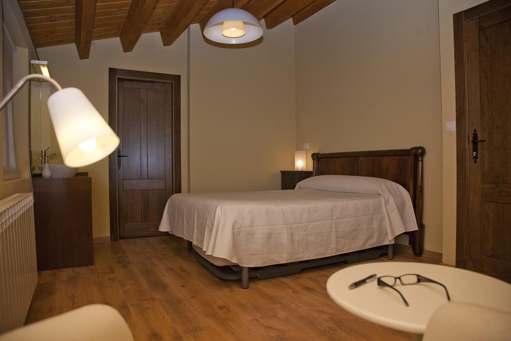 La Casona De La Mesta Hotel Almajano Room photo